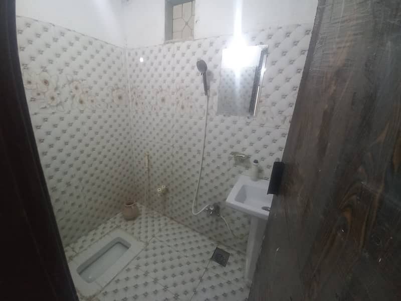 Flat Available For Rent 4