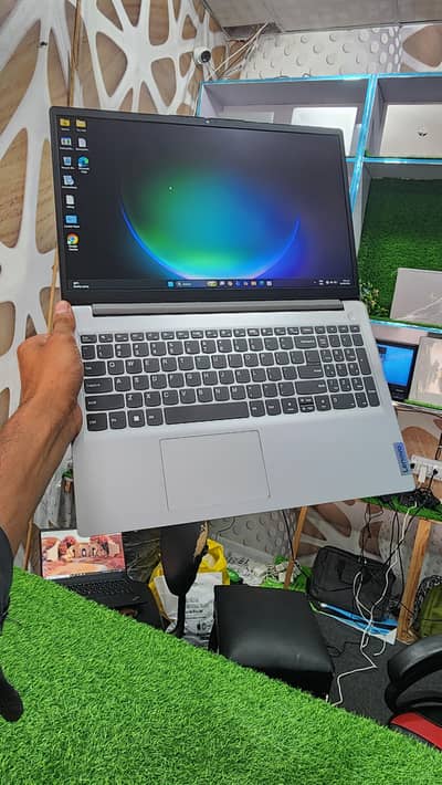 Lenovo ideapad 1 12th Generation core i3 8gb ram 256 gb ssd laptop
