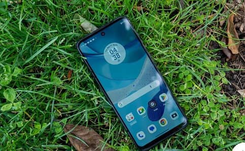 Motorola Moto G 5G 23.4gb. . 64. . . call  only  . 03102110101