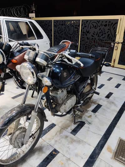 Suzuki GS150