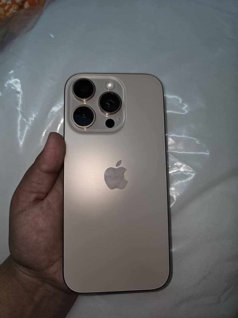 Apple iPhone 16 Pro 6
