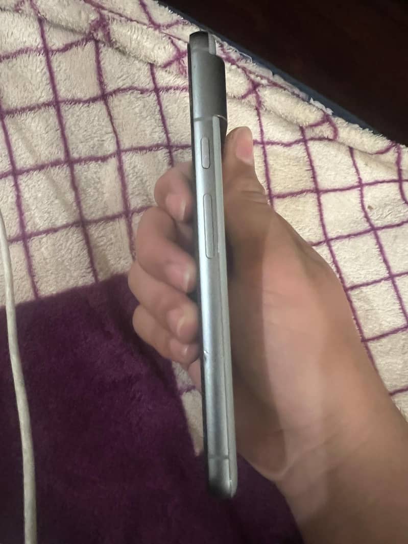 Google Pixel 8 3