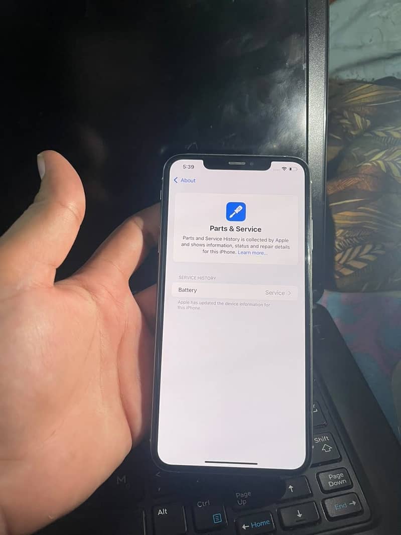 Apple iPhone Xs Max 2