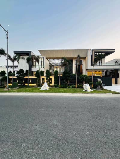 2 Kanal Luxury Bungalow For Rent Near Y Block Commercial and sheba Park phase 3 DHA Lahore