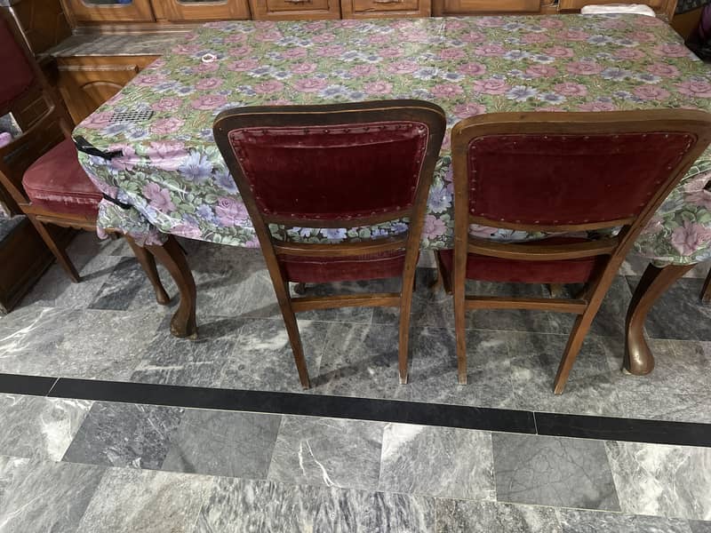 6 seated dining set 0