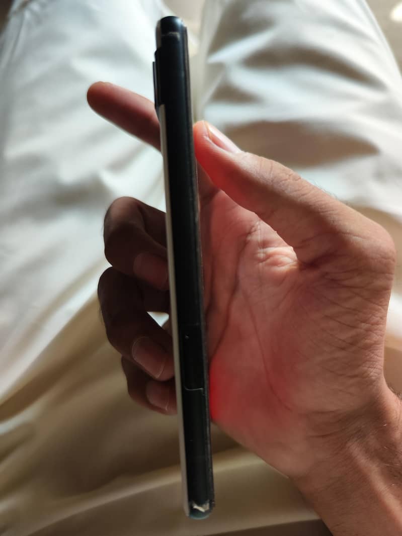 Google Pixel 6a 1