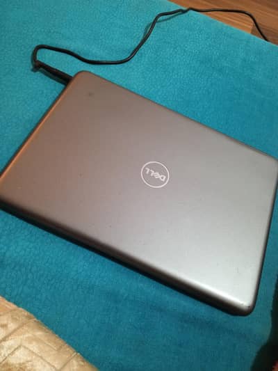 Dell Latitude 3380 Touch Core i5 7th Gen - 8GB RAM
