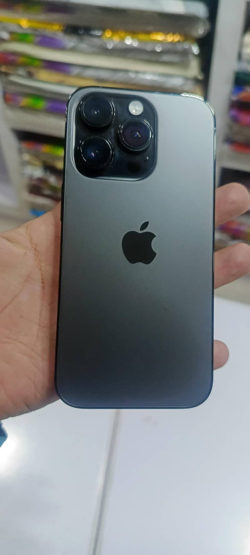 iPhone 14 pro 0