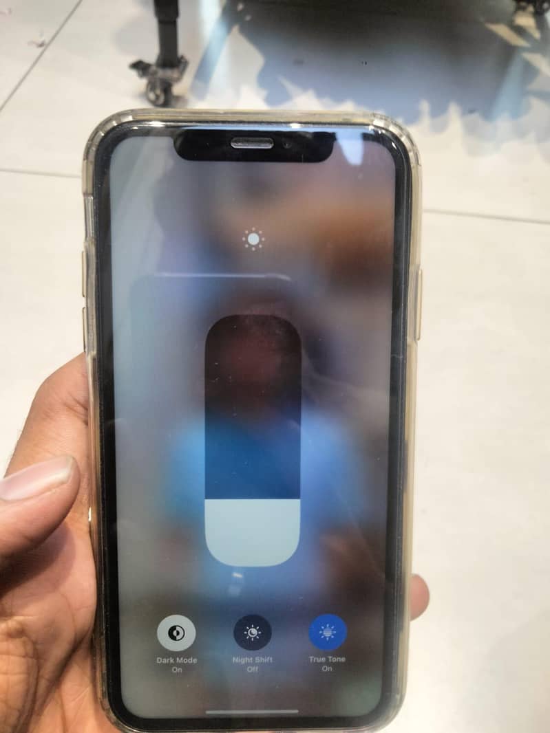 Apple iPhone XR 1