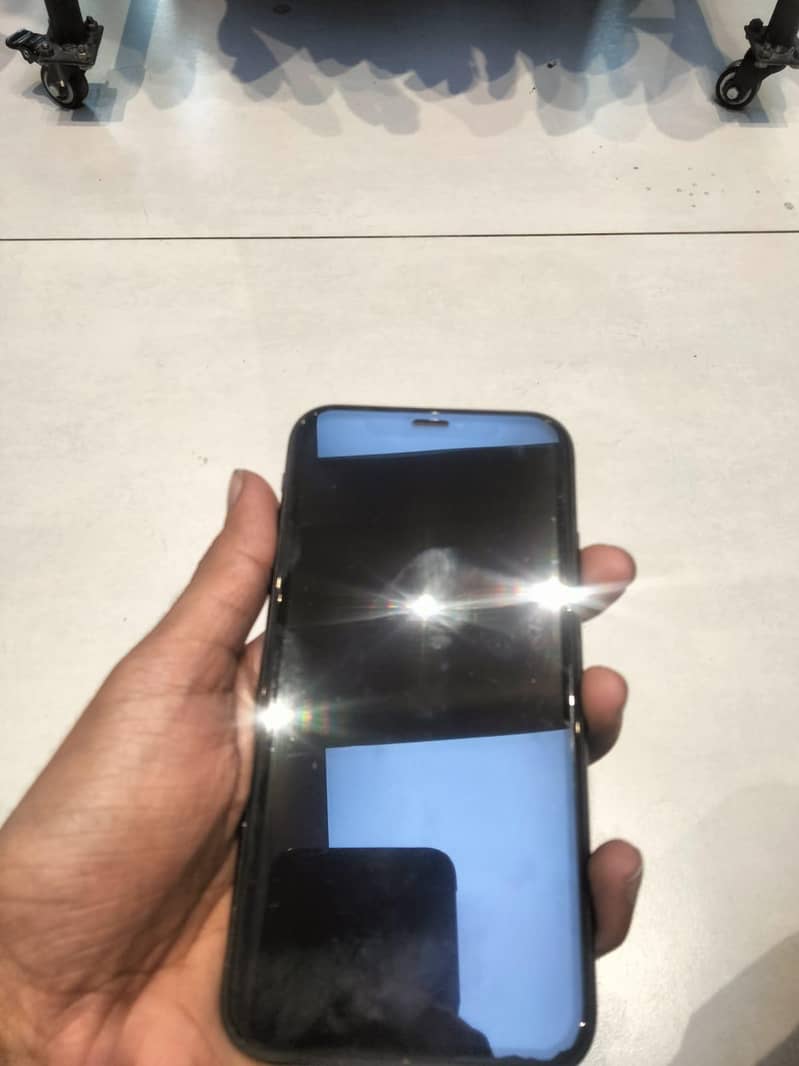 Apple iPhone XR 3