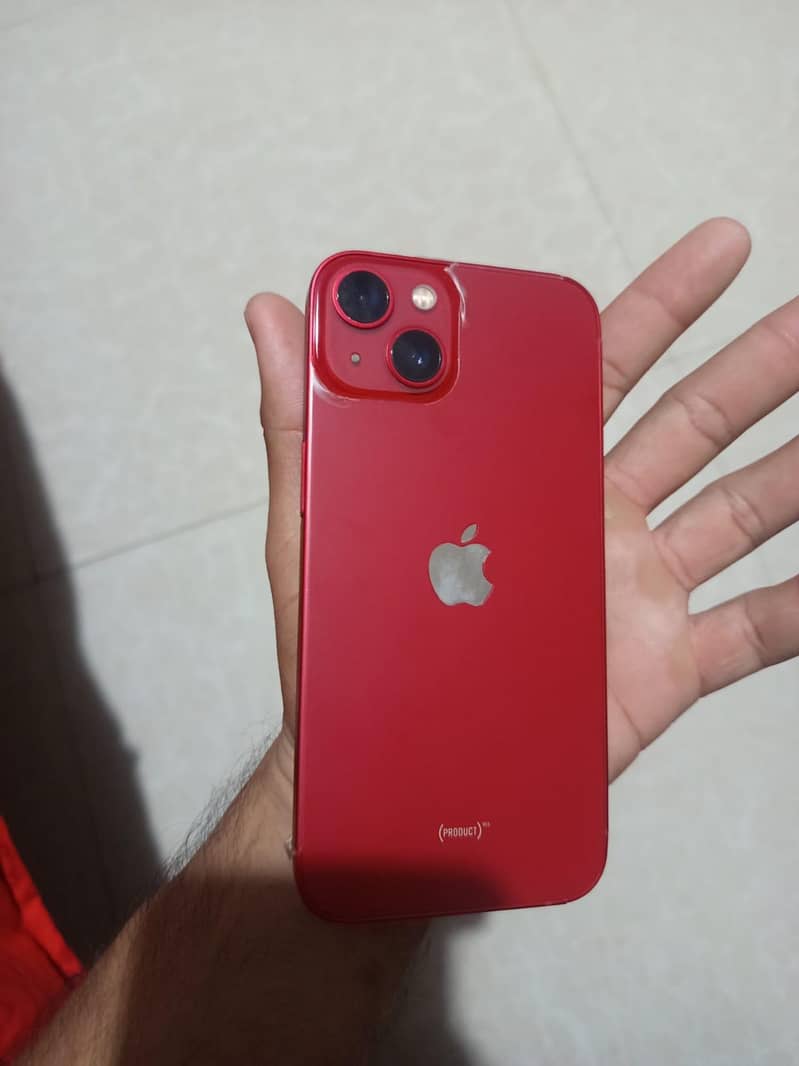Apple iPhone 13 4