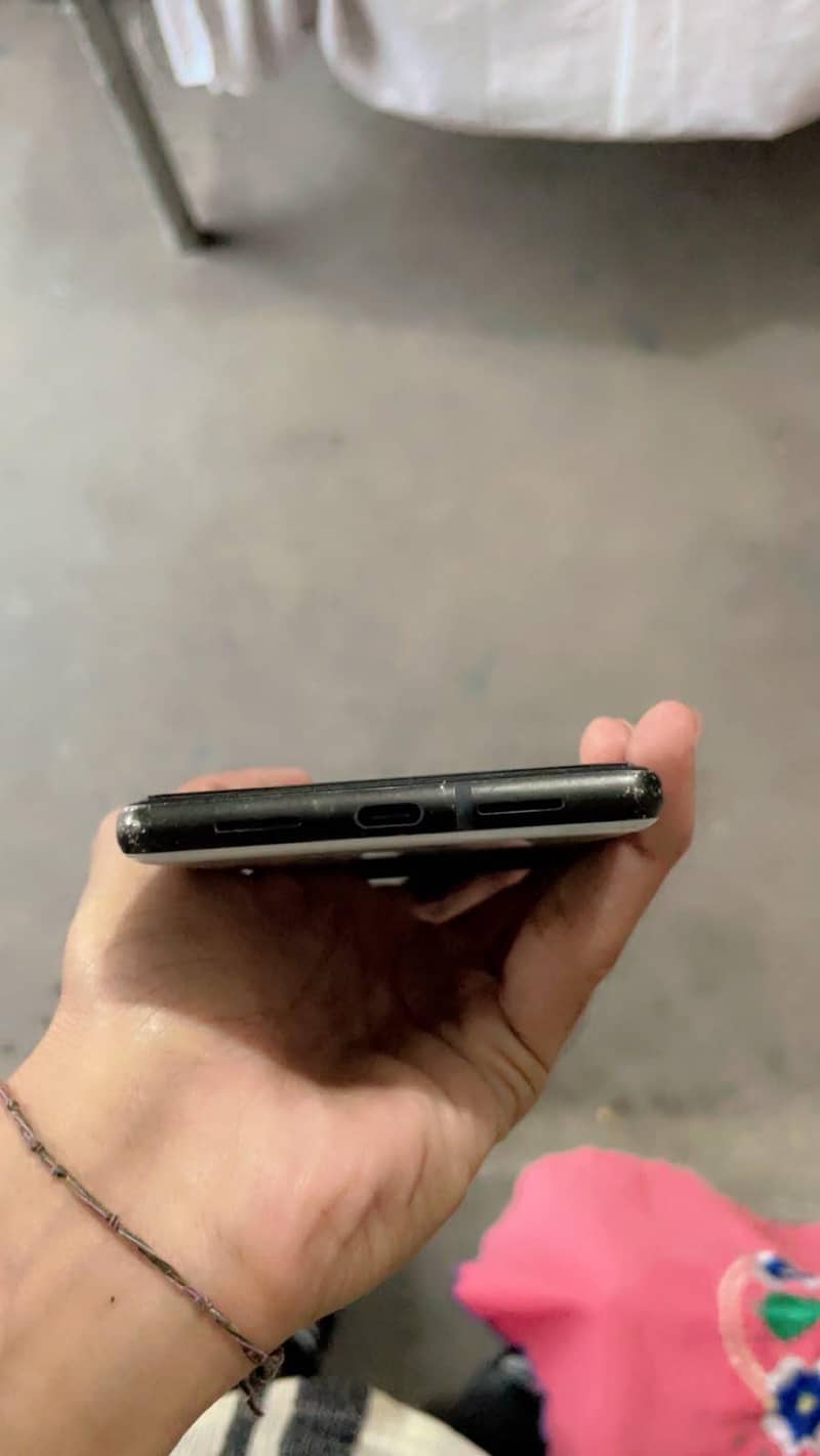 Google Pixel 6 3