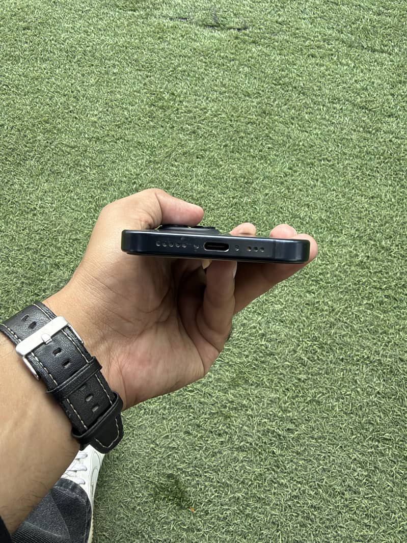Apple iPhone 15 Pro 5