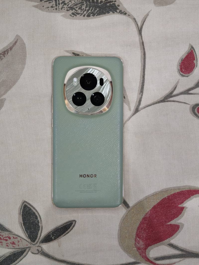 Honor Magic 6 Pro 0