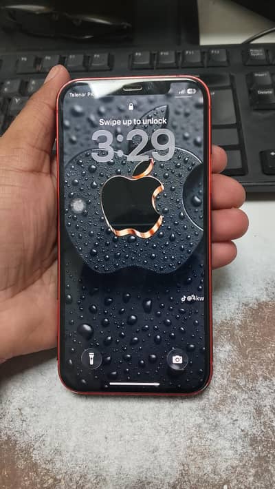 Apple iPhone 12