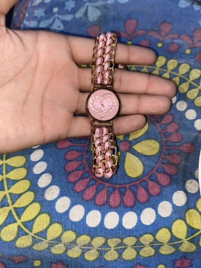 Ladies Pink Heart Dial Bracelet Watch - Stylish Girls Watch