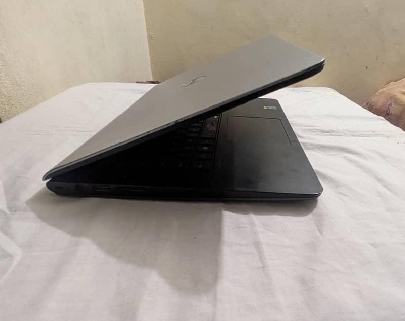 Dell laptop 3