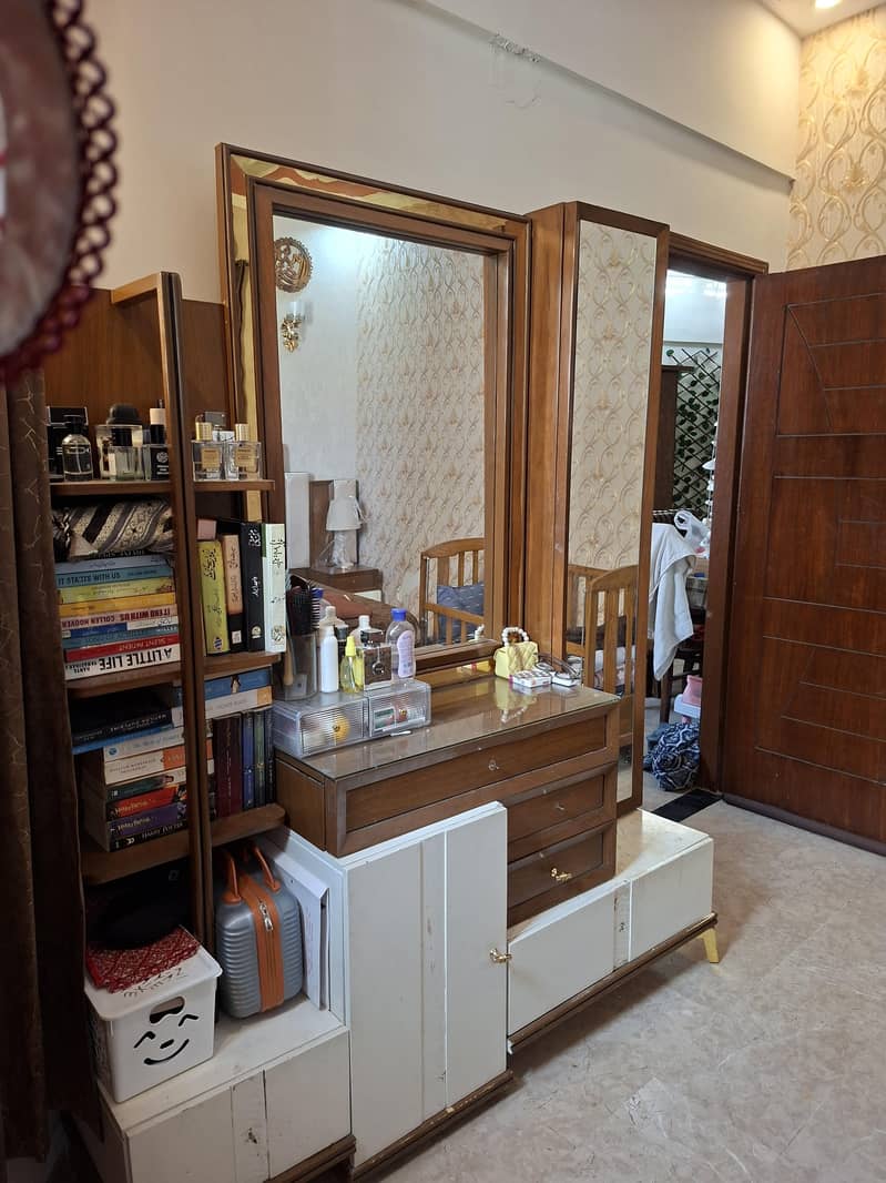 Furniture 4