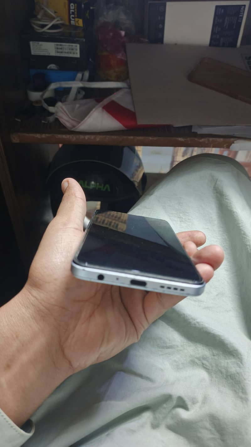 Infinix Note 12 VIP 4