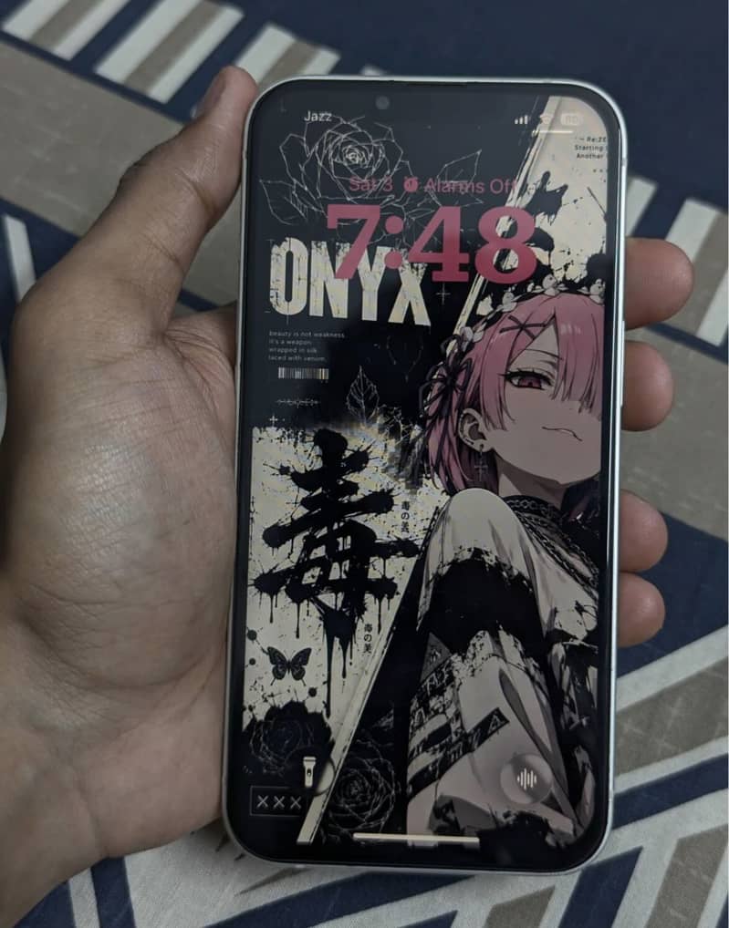 Apple iPhone 13 0
