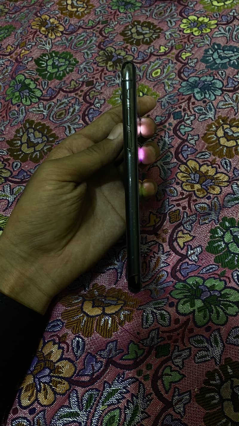 Apple iPhone X 1