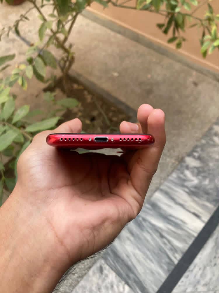 Apple iPhone SE 3