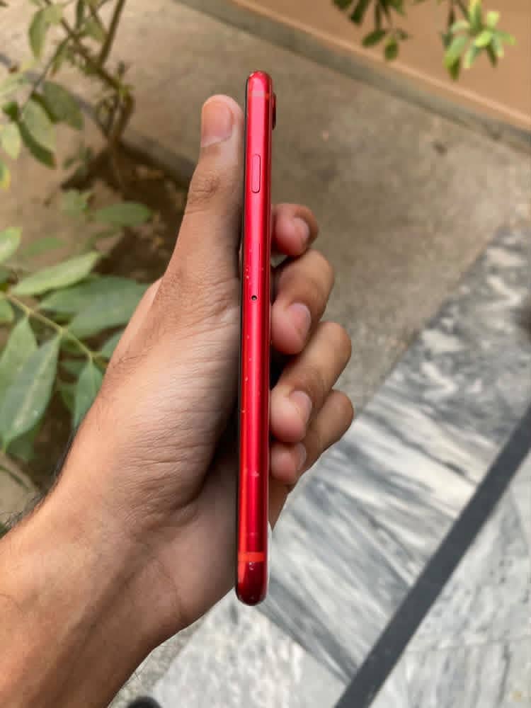Apple iPhone SE 4
