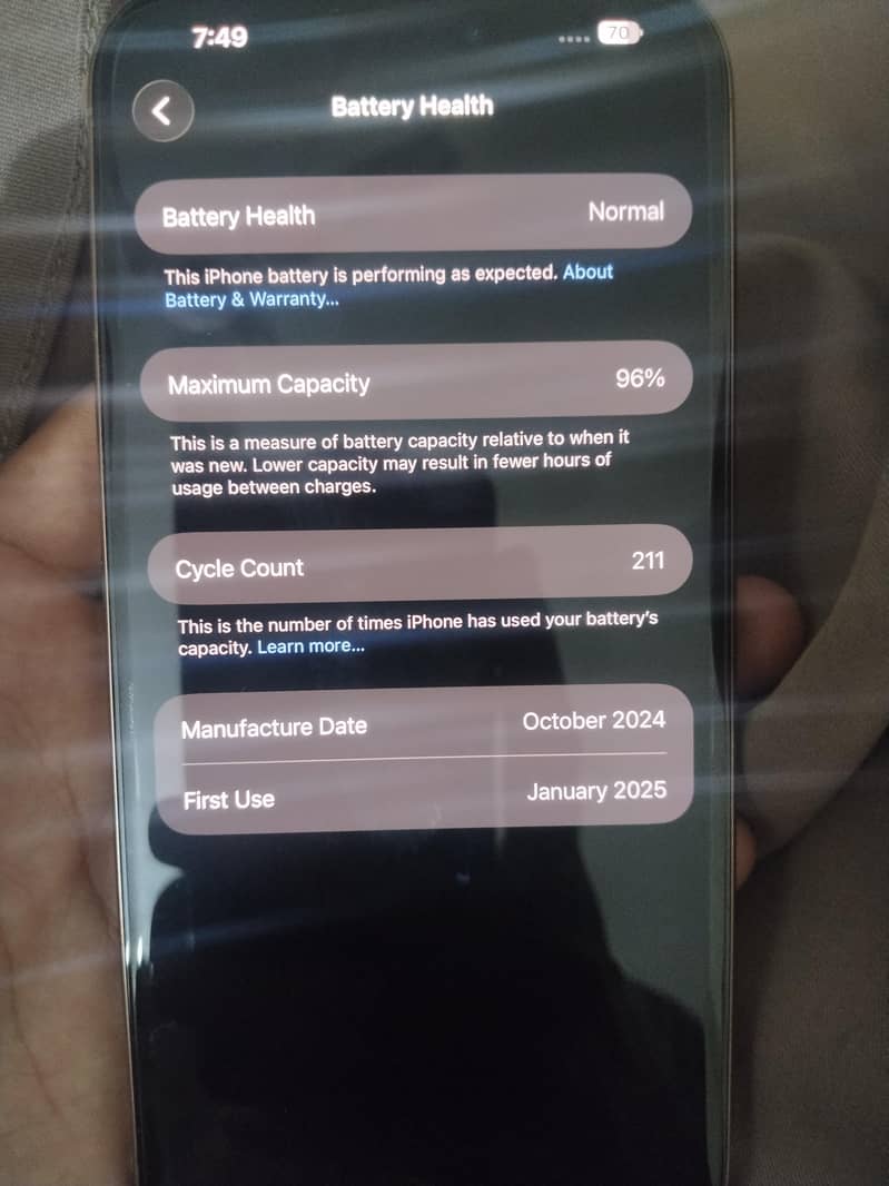Apple iPhone 16 Pro Max 1