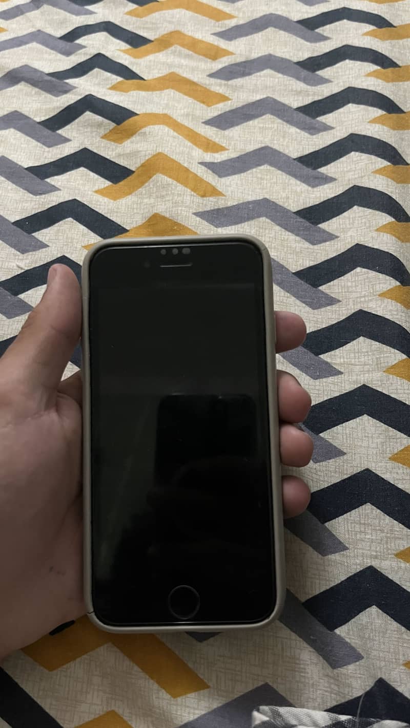 Apple iPhone 8 2