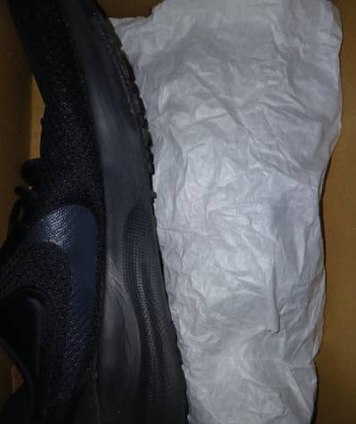 Nike Revolution 7 Original Triple Black (Size /US 10) Mint Condition