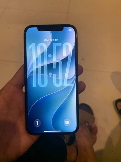 Apple iPhone 12