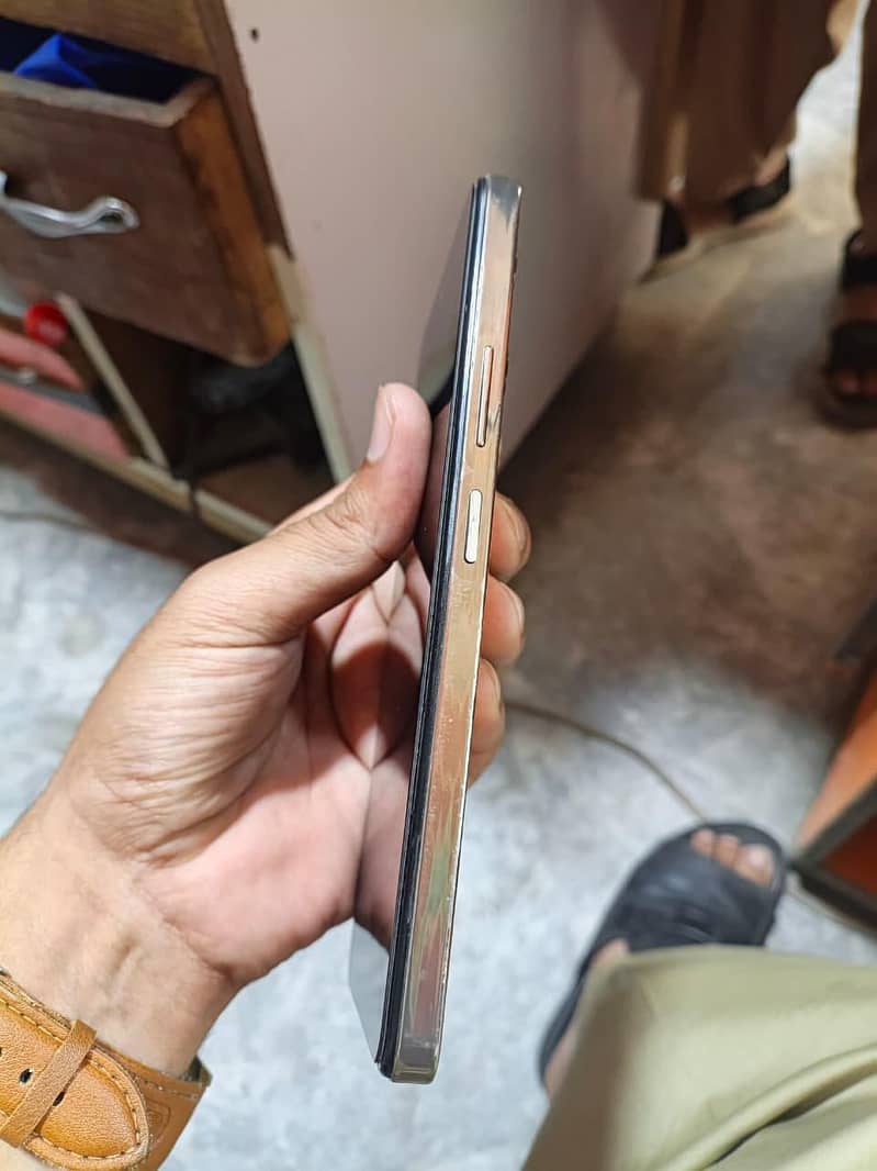 Infinix Note 30 5
