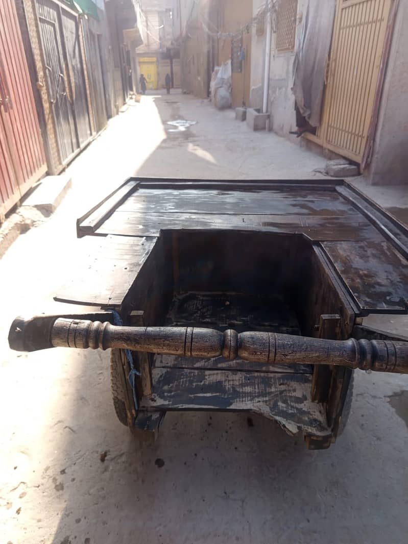 ریڑھی برائے فروخت 4