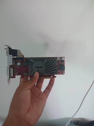 asus 2 gb grafic card hdmi vga and other ports sported