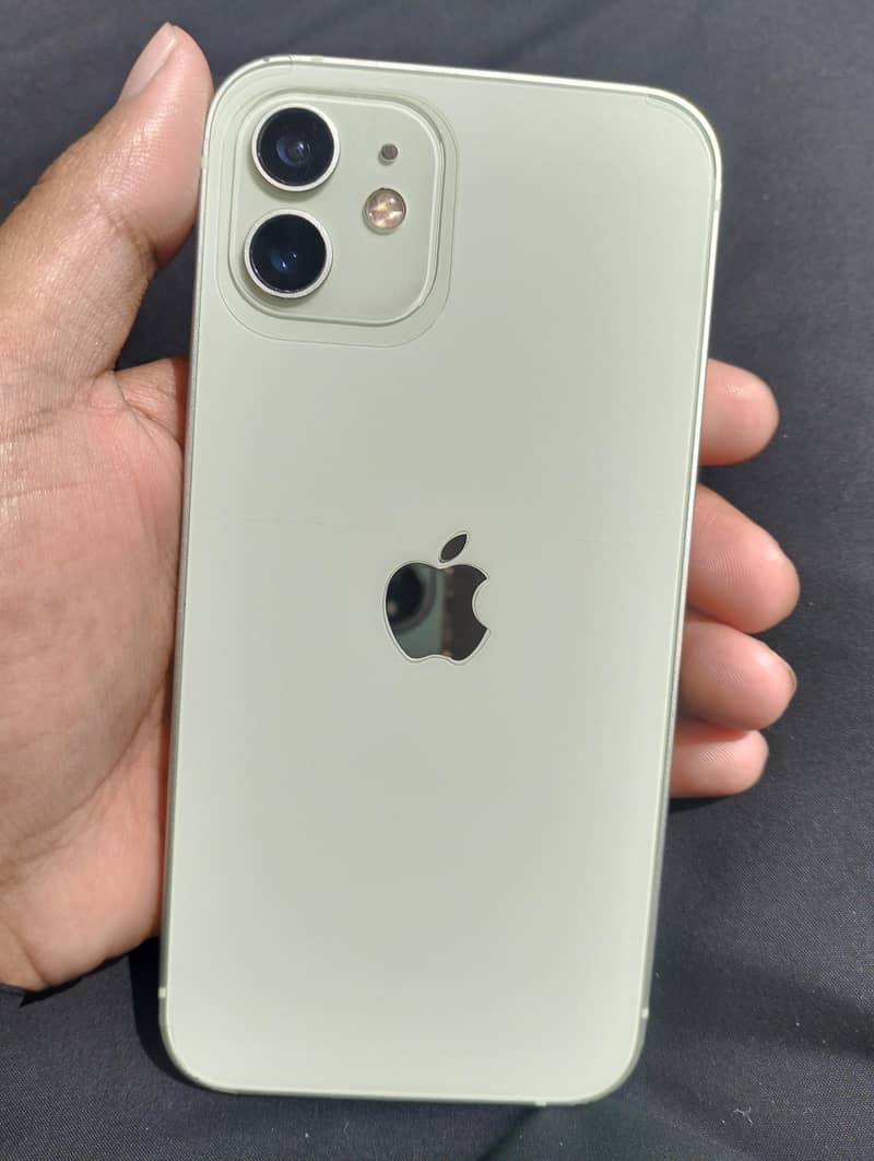 Apple iPhone 12 0