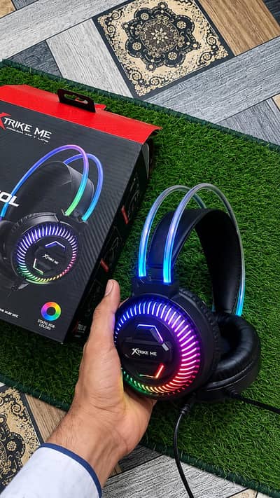 XTICK ME headphones for sale