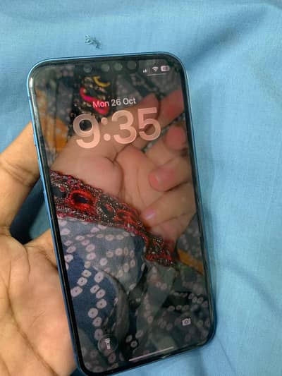 Apple iPhone 13
