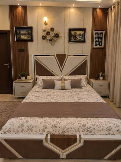 Elegant Modern Wooden Bed Set