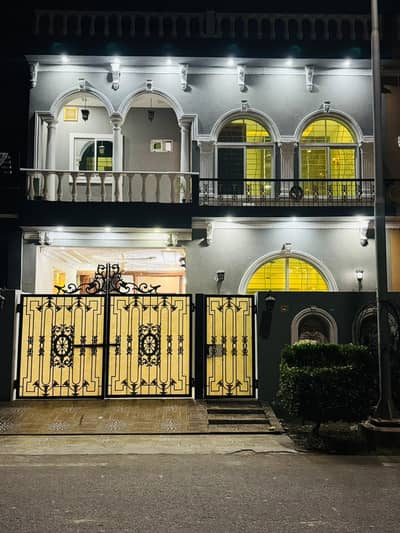 A stunning 6 Marla brand new house for sale in tulip block