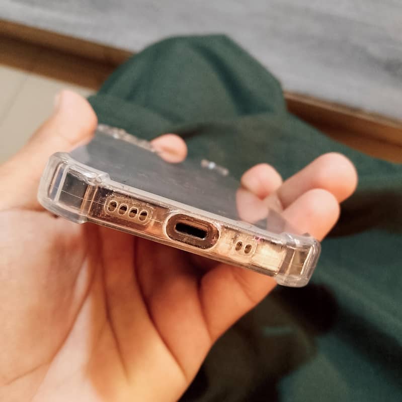 Apple iPhone 12 mini 3