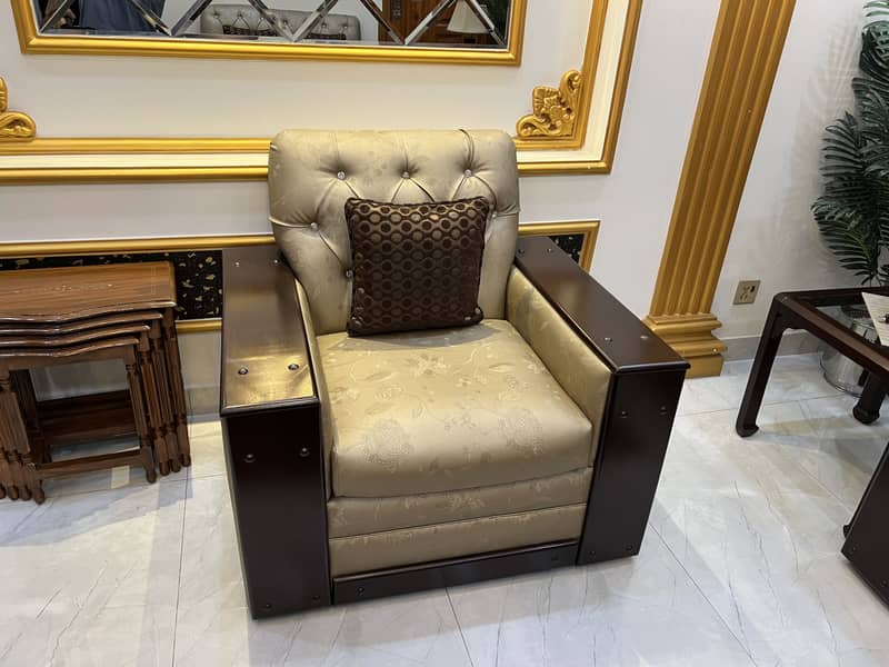 Six Seater Sofa Set with table 3