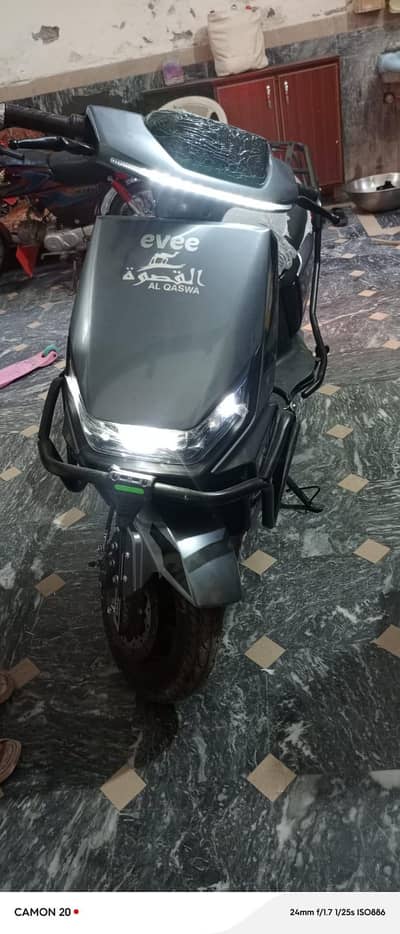 Evee Bike Just one Week Used like new 0 condition