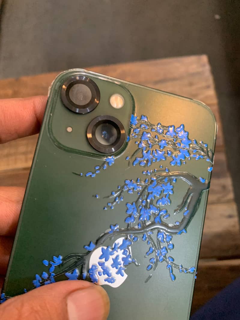Apple iPhone 13 3