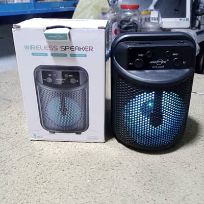 Bluetooth Speaker RGB lights - portable BT Speaker