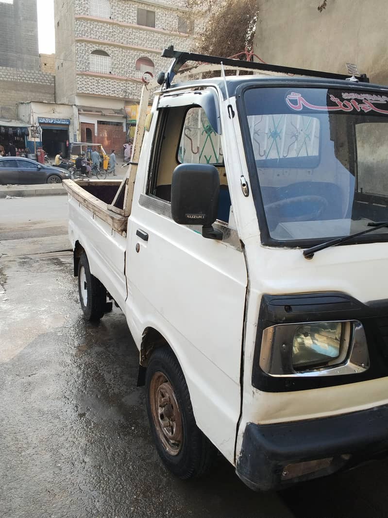 Suzuki Ravi 2012 1