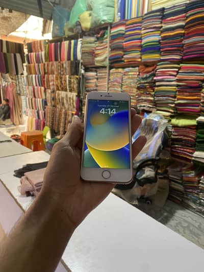 Apple iPhone 8