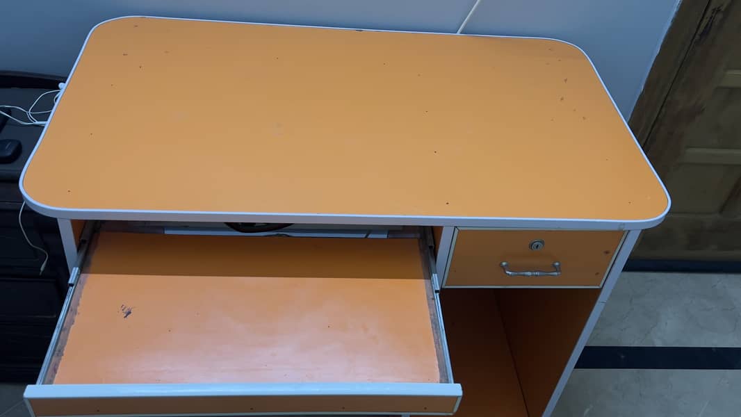 Orange Computer Table 0