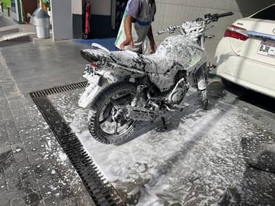 Well maintained bike time to time servicing oil change