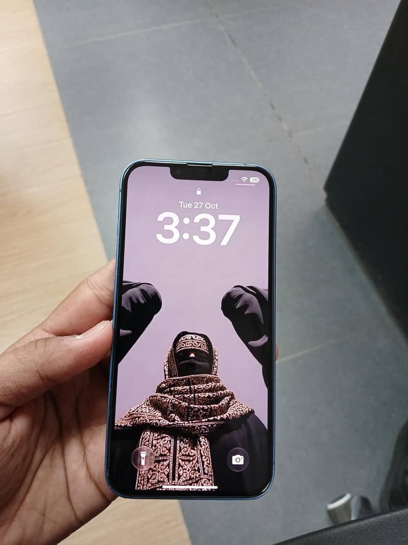 Apple iPhone 13 1
