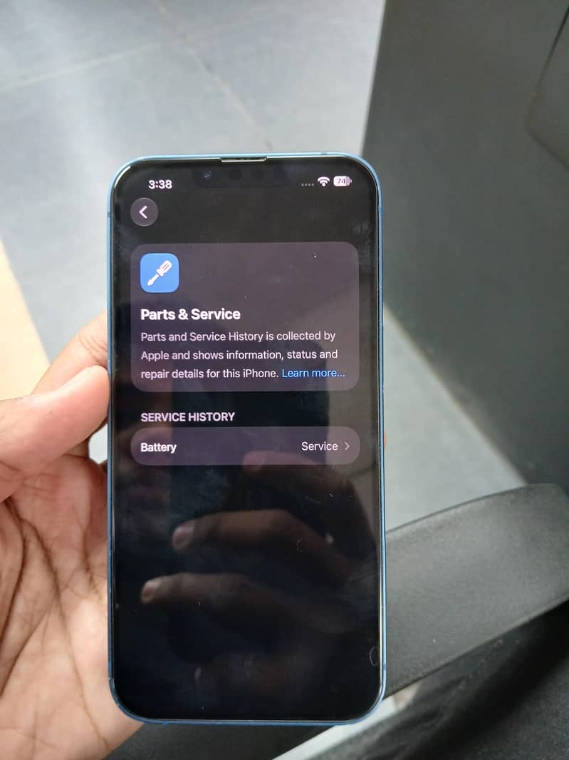 Apple iPhone 13 8